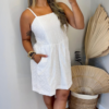 vestido bordado branco